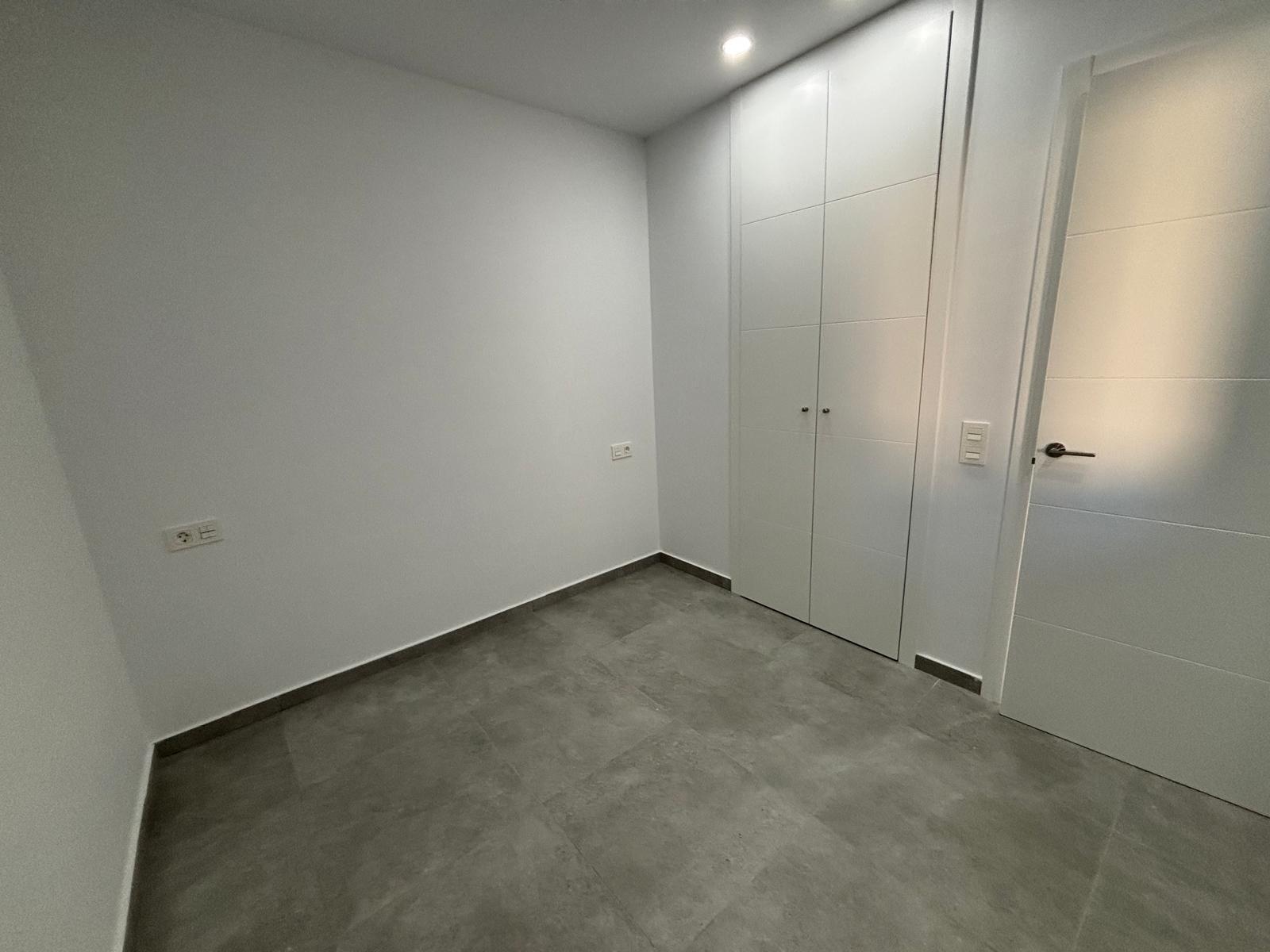 3 Bed, 2 Bath, ApartmentFor Sale, Torrevieja, Alicante