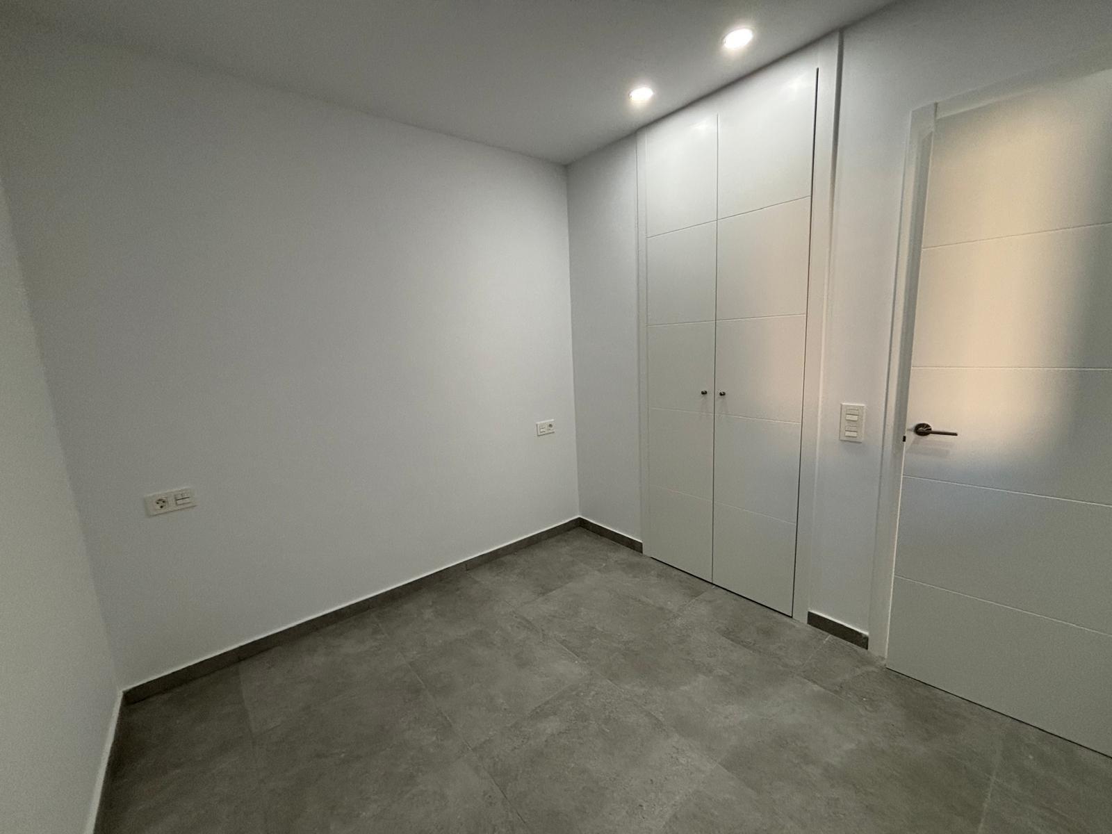 3 Bed, 2 Bath, ApartmentFor Sale, Torrevieja, Alicante