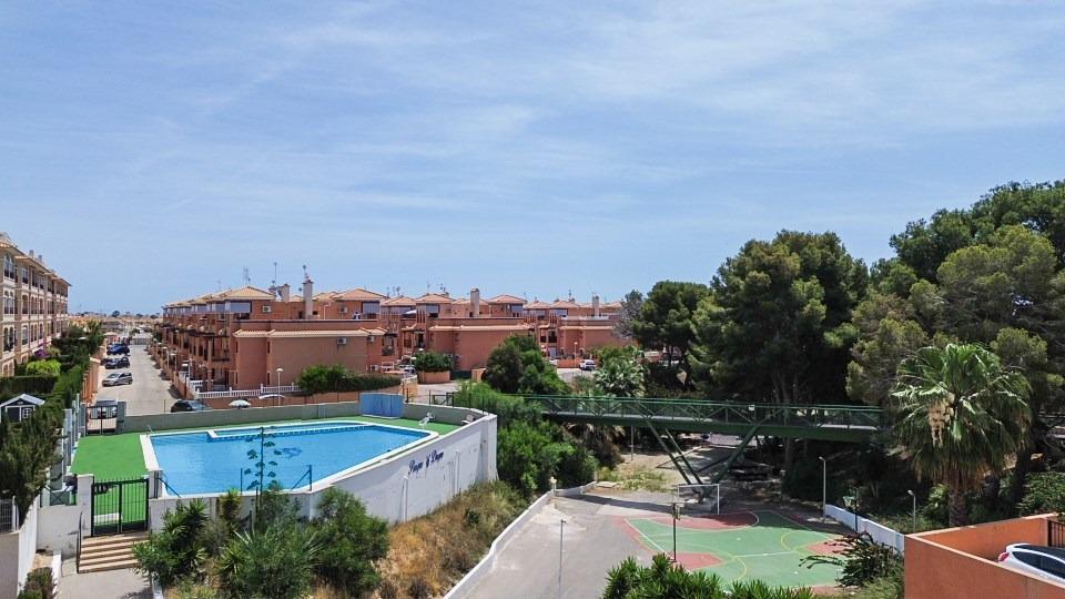 2 Bed, 1 Bath, ApartmentFor Sale, Orihuela Costa, Alicante