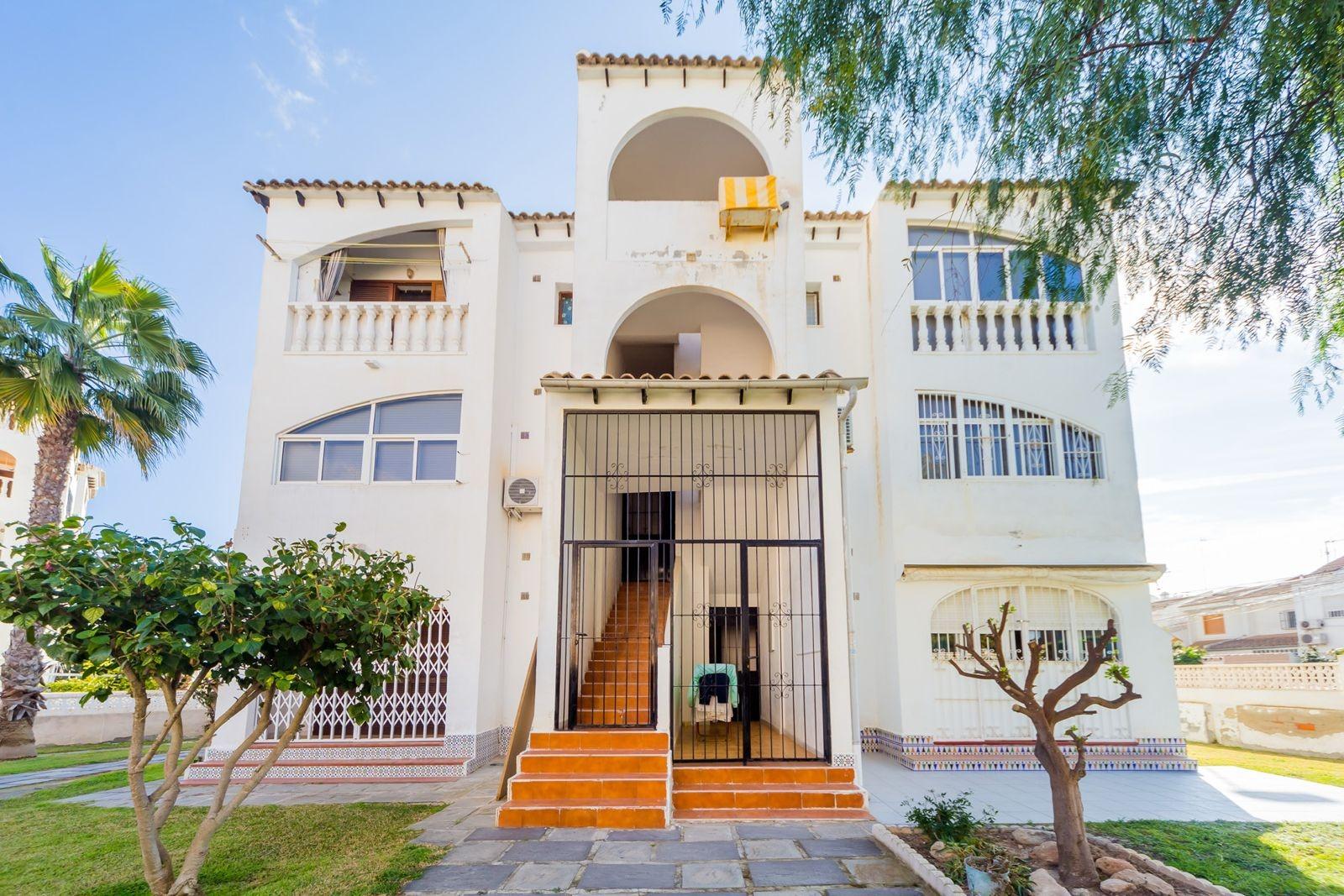 1 Bed, 1 Bath, ApartmentFor Sale, Torrevieja, Alicante