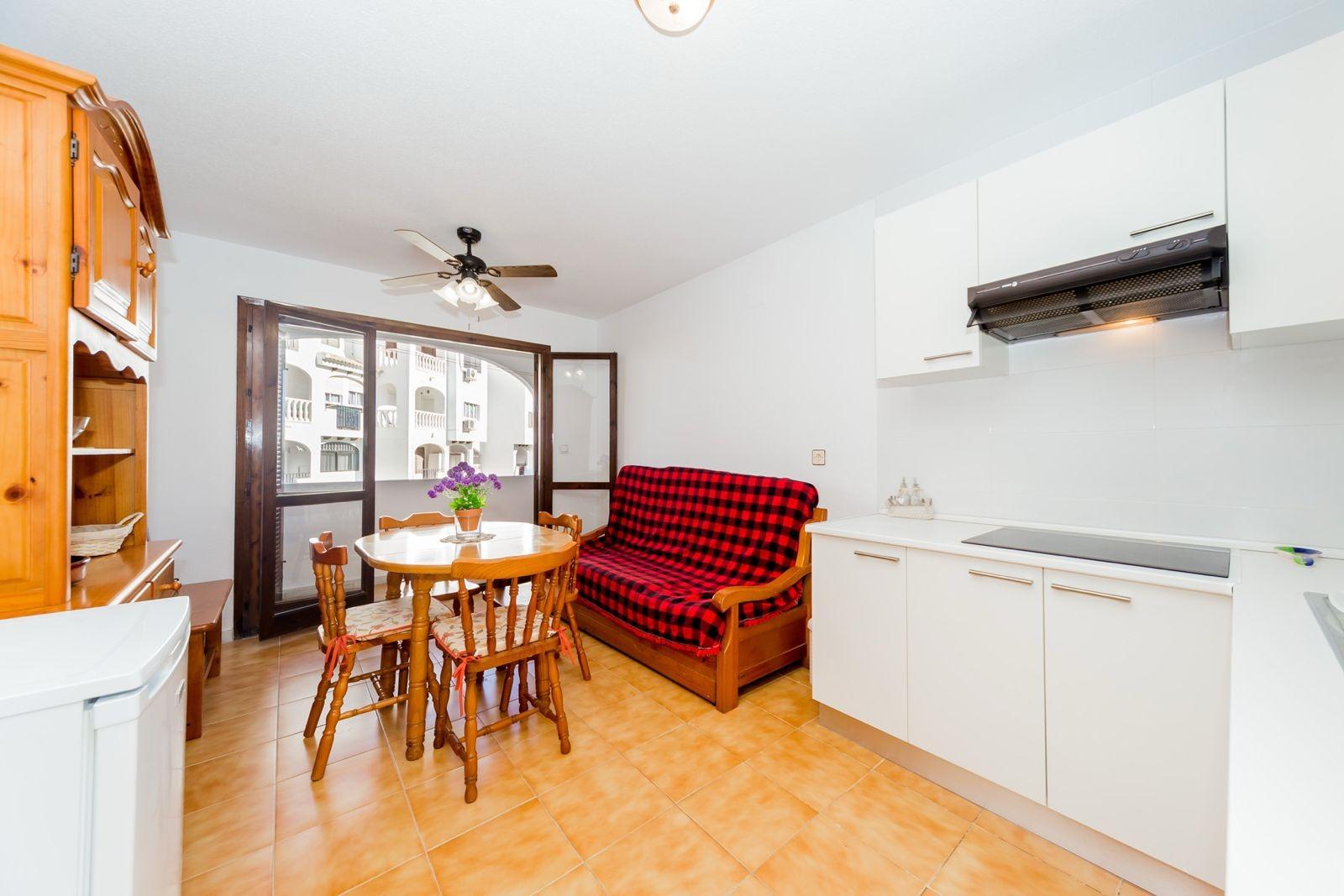 1 Bed, 1 Bath, ApartmentFor Sale, Torrevieja, Alicante