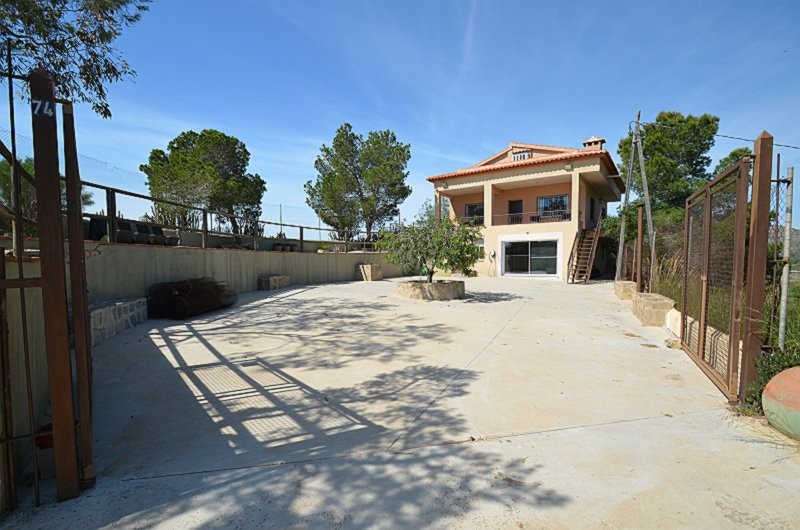 4 Bed, 2 Bath, HouseFor Sale, Gea Y Truyols, Murcia