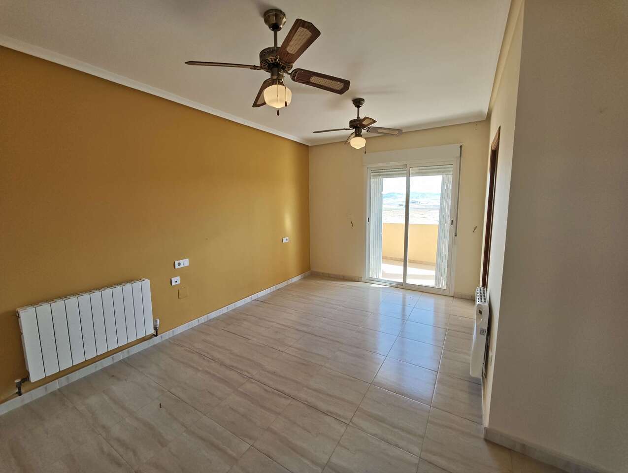 4 Bed, 3 Bath, HouseFor Sale, Pinoso, Alicante