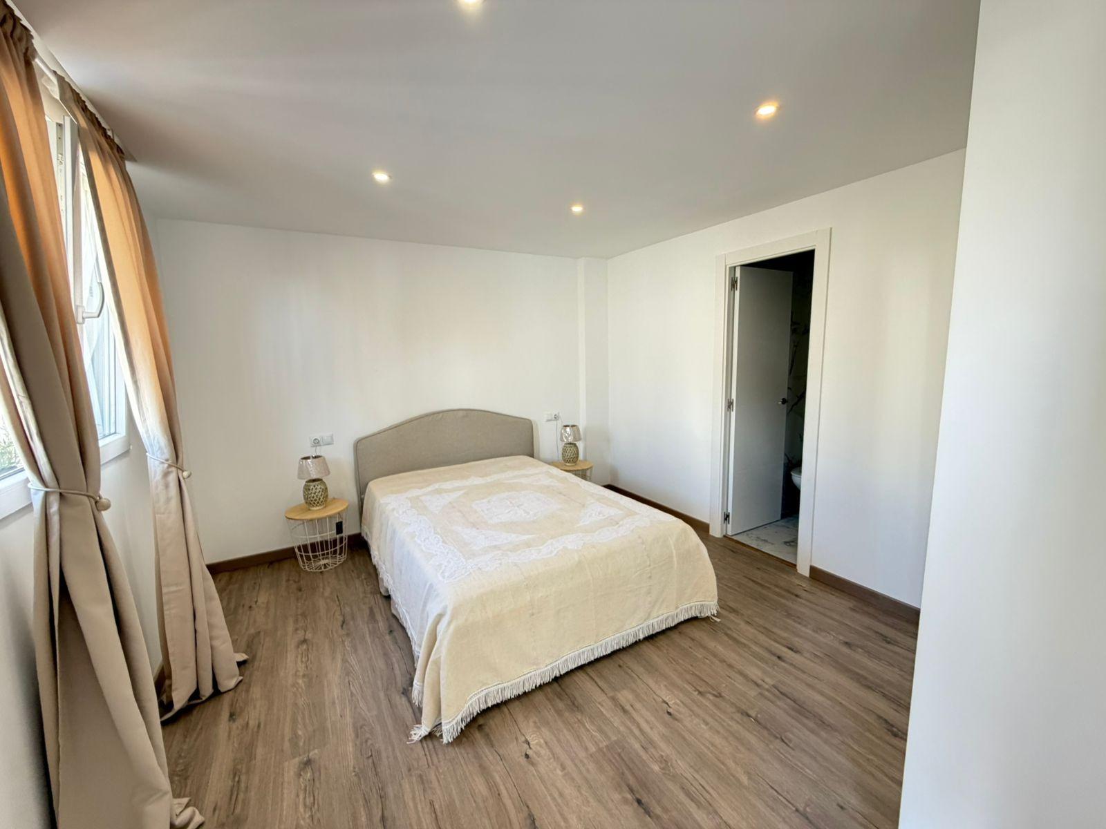 4 Bed, 4 Bath, HouseFor Sale, Torrevieja, Alicante