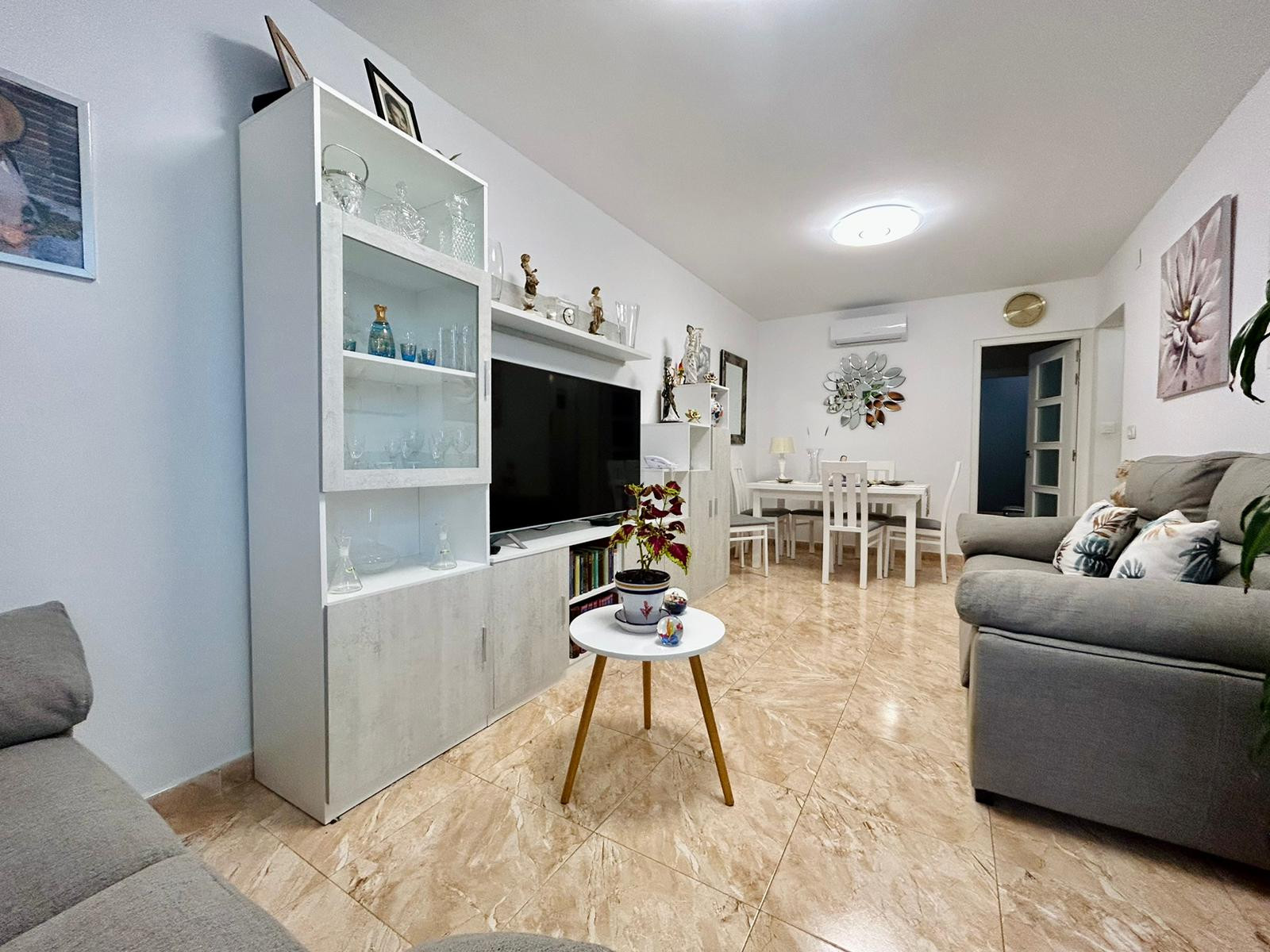 2 Bed, 1 Bath, HouseFor Sale, Torrevieja, Alicante
