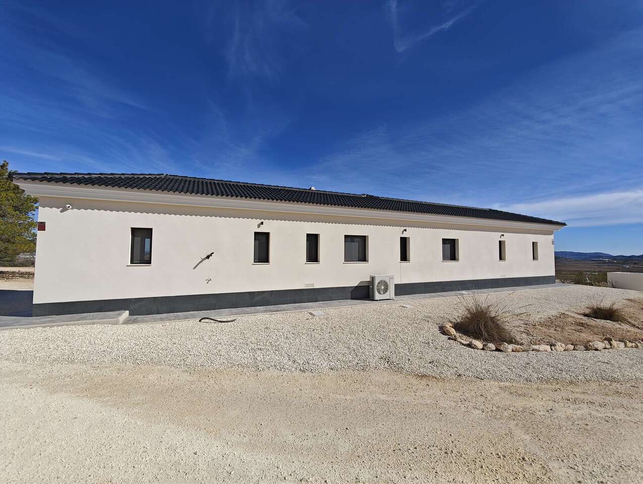 4 Bed, 3 Bath, HouseFor Sale, Pinoso, Alicante