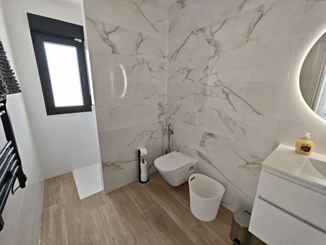 4 Bed, 3 Bath, HouseFor Sale, Pinoso, Alicante