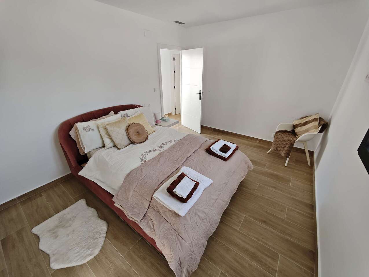 4 Bed, 3 Bath, HouseFor Sale, Pinoso, Alicante