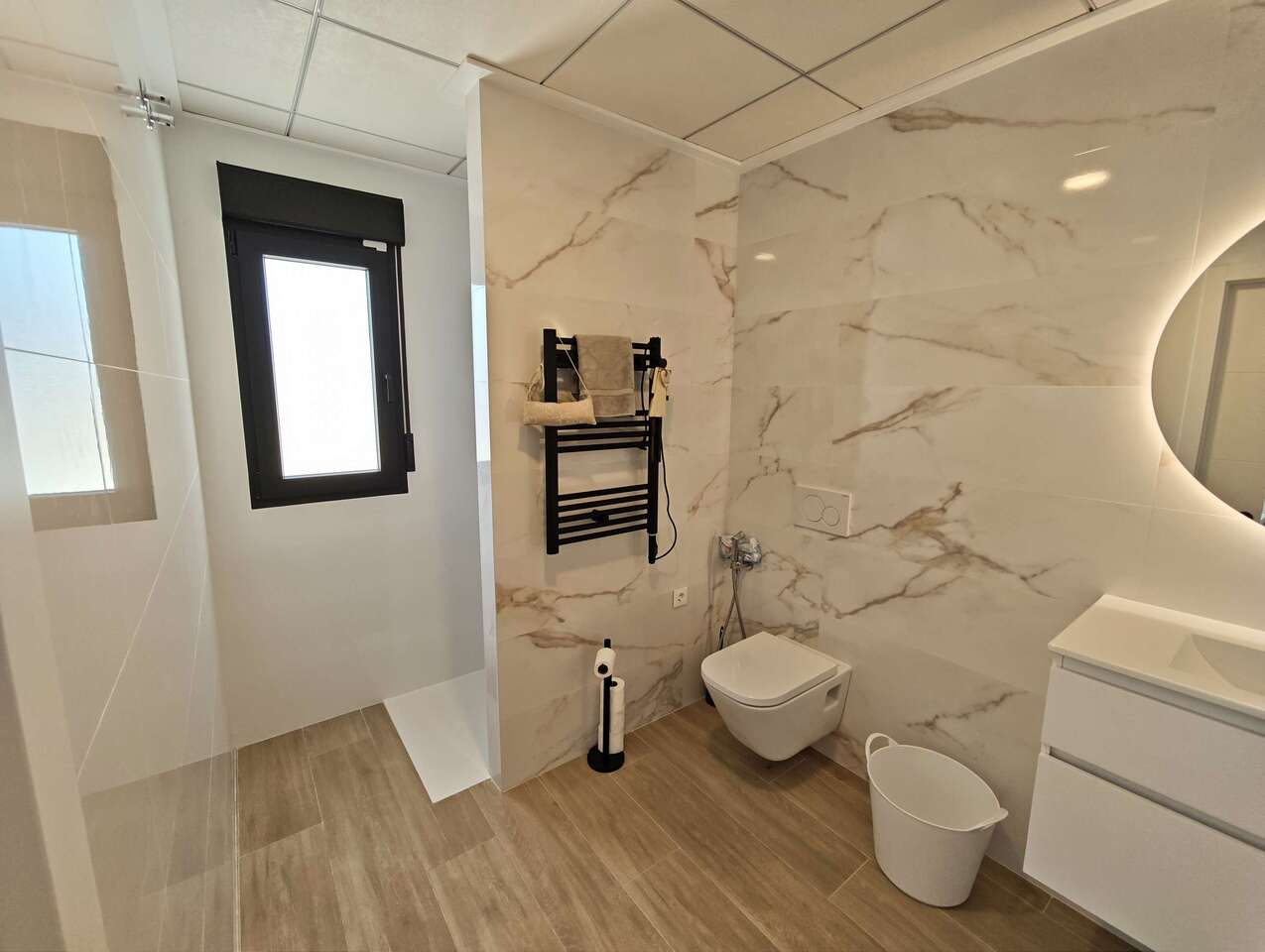 4 Bed, 3 Bath, HouseFor Sale, Pinoso, Alicante