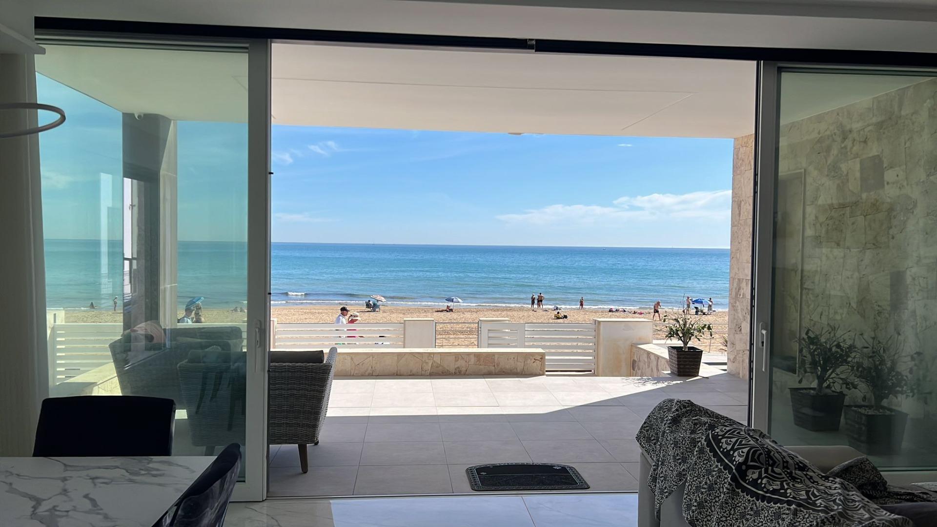 5 Bed, 4 Bath, HouseFor Sale, Torrevieja, Alicante