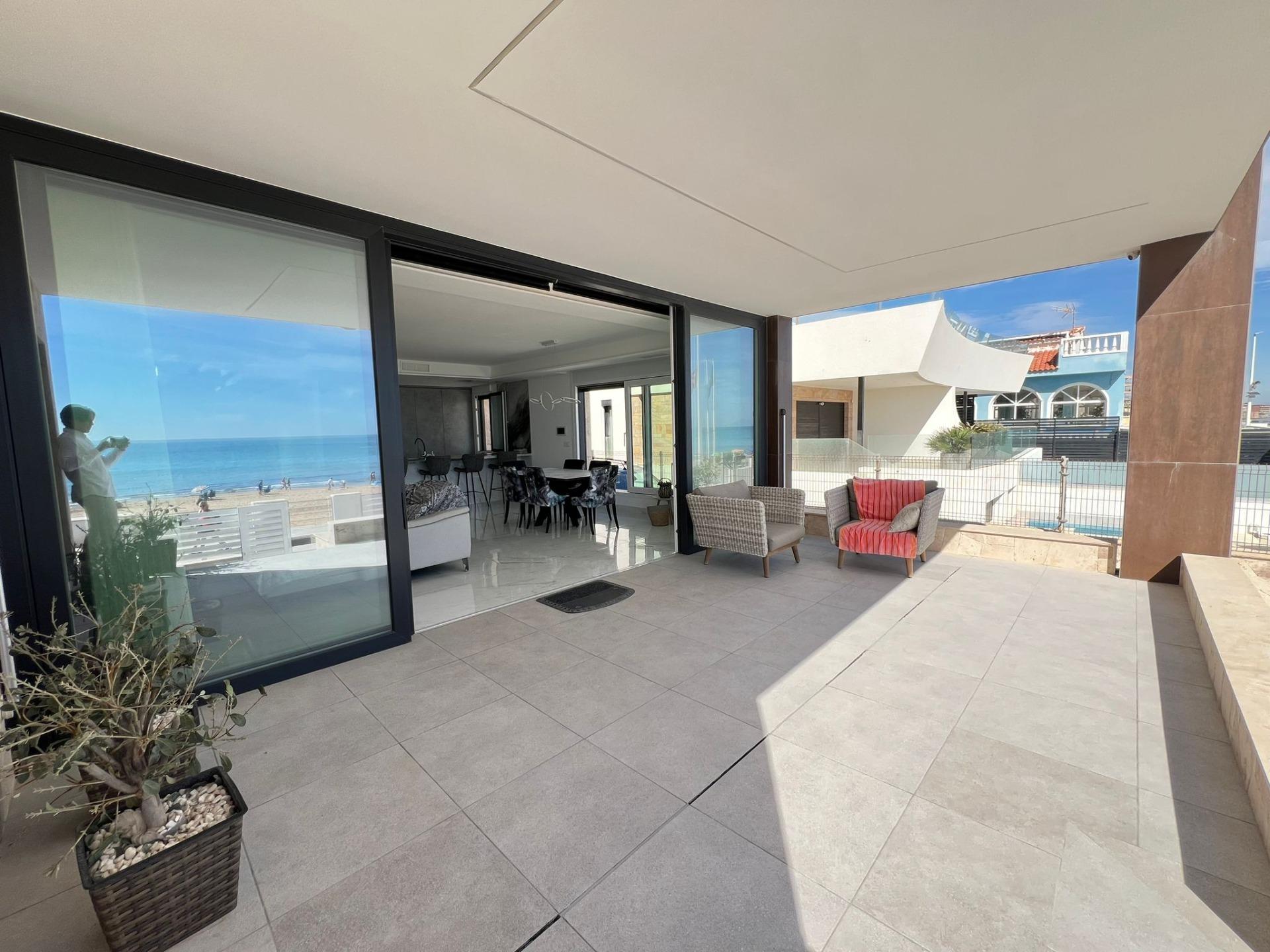 5 Bed, 4 Bath, HouseFor Sale, Torrevieja, Alicante