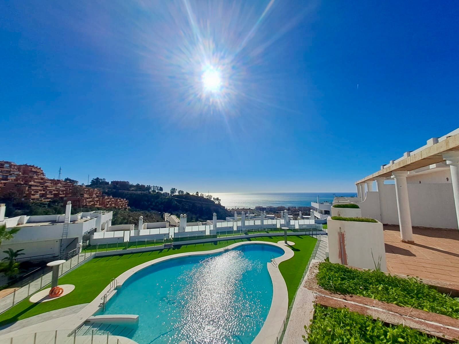 3 Bed, 2 Bath, ApartmentFor Sale, Malaga city, Malaga, 29000