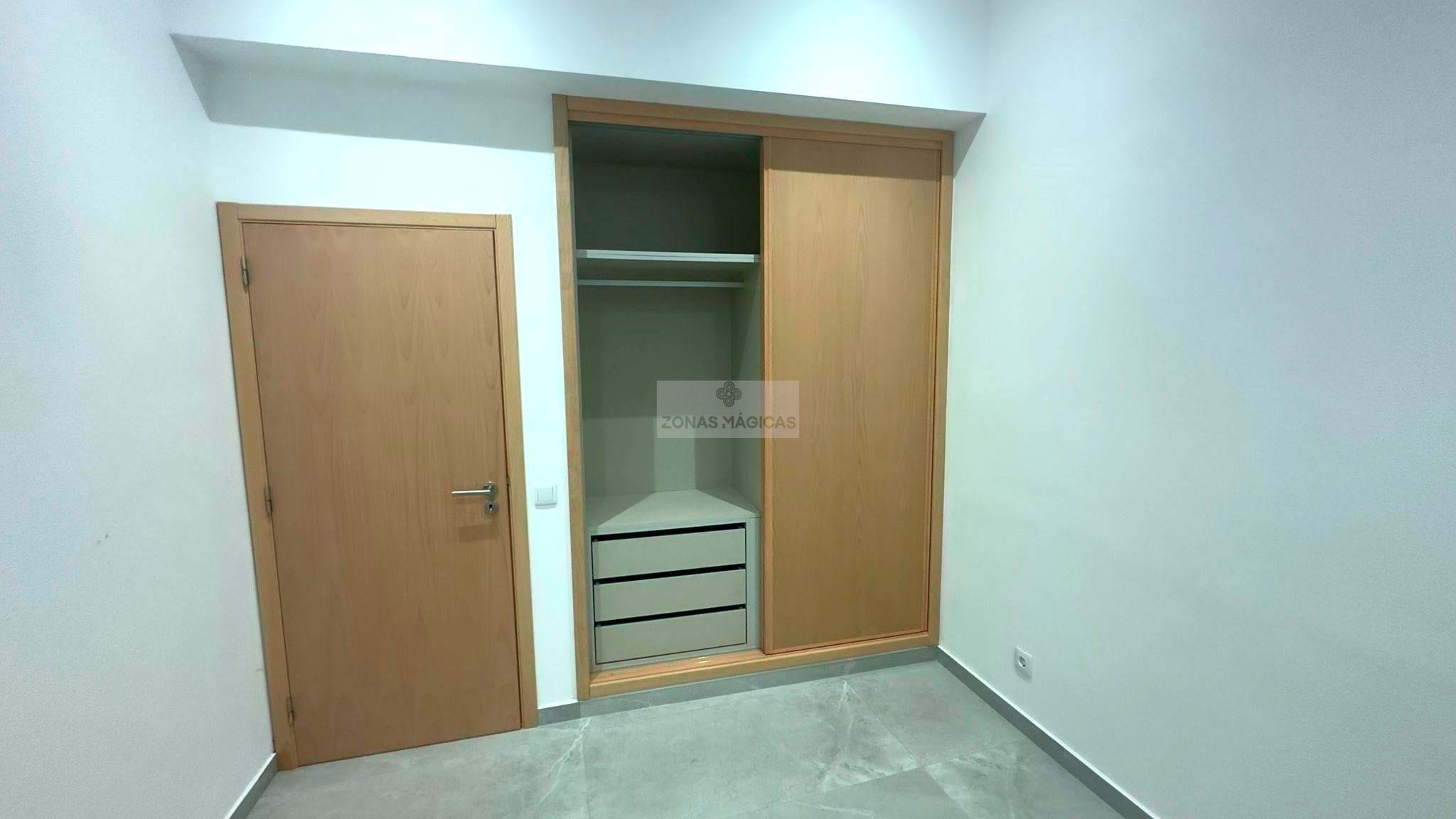 1 Bed, 1 Bath, HouseFor Sale, Mexilhoeira Grande, Portimão, Faro, 8500-132