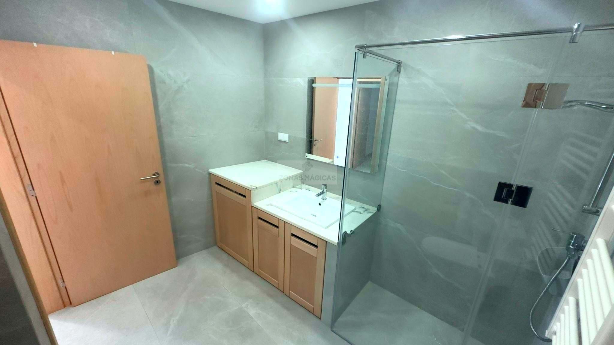 1 Bed, 1 Bath, HouseFor Sale, Mexilhoeira Grande, Portimão, Faro, 8500-132