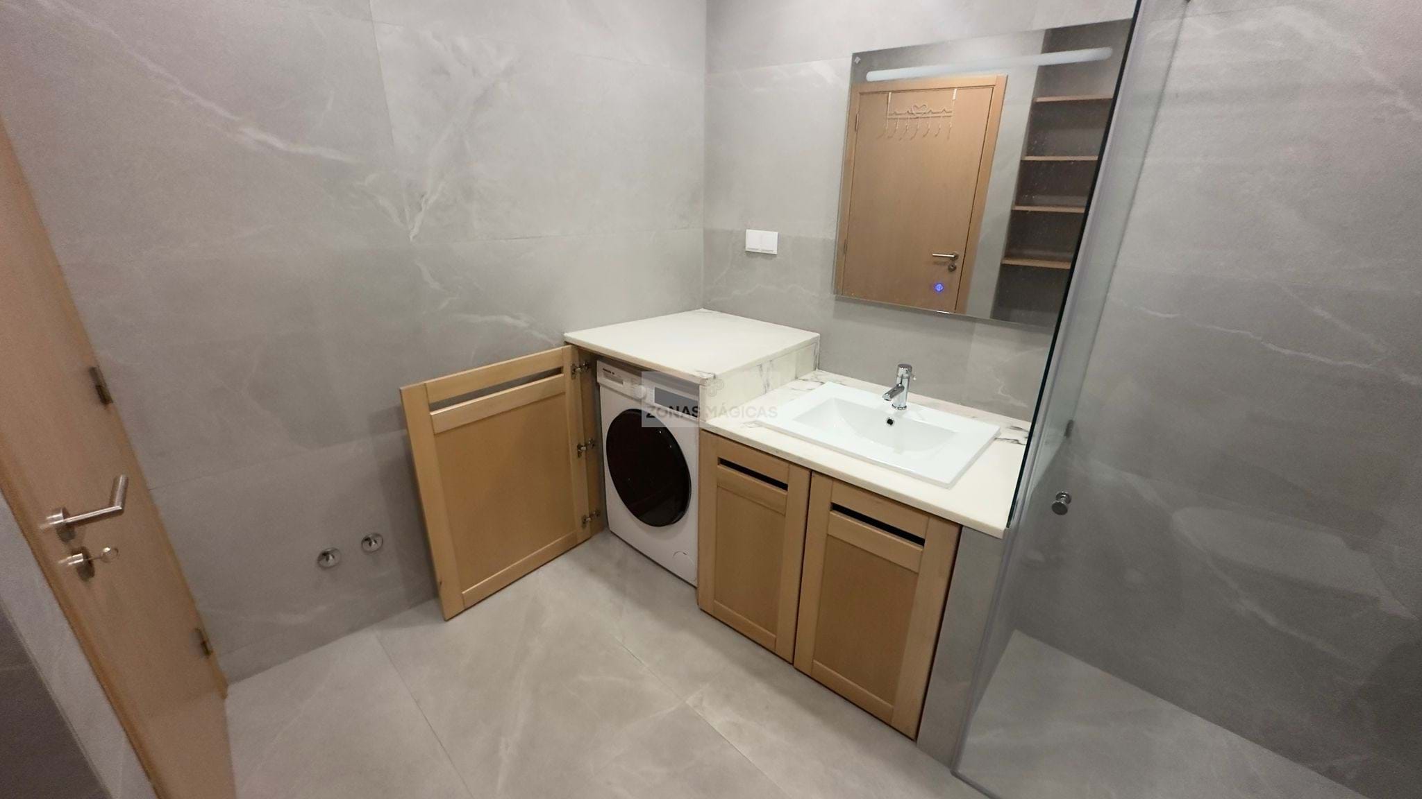 1 Bed, 1 Bath, HouseFor Sale, Mexilhoeira Grande, Portimão, Faro, 8500-132