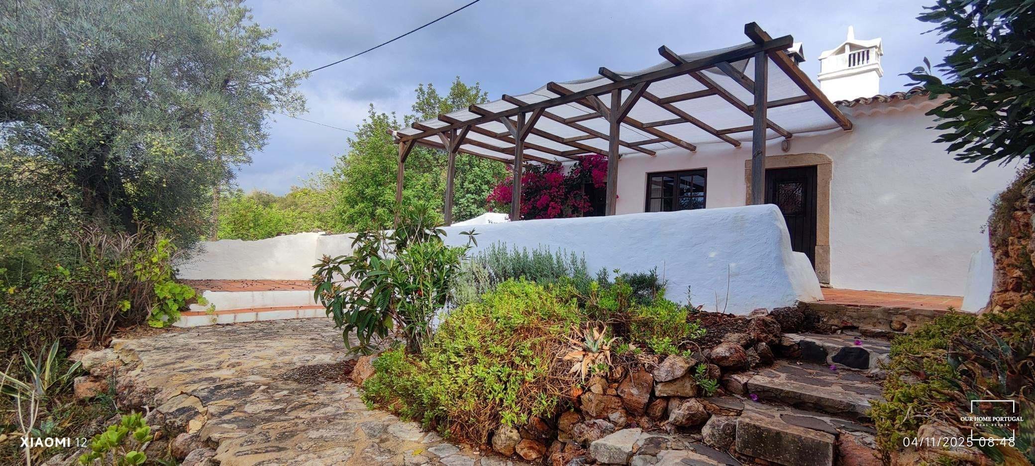 2 Bed, 1 Bath, HouseFor Sale, Loulé, Faro, 8100-109