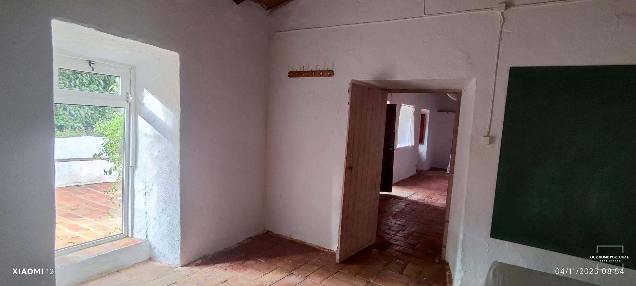 2 Bed, 1 Bath, HouseFor Sale, Loulé, Faro, 8100-109