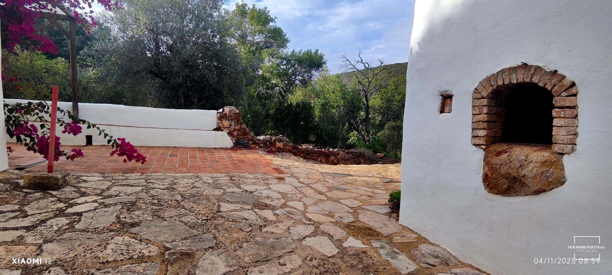 2 Bed, 1 Bath, HouseFor Sale, Loulé, Faro, 8100-109