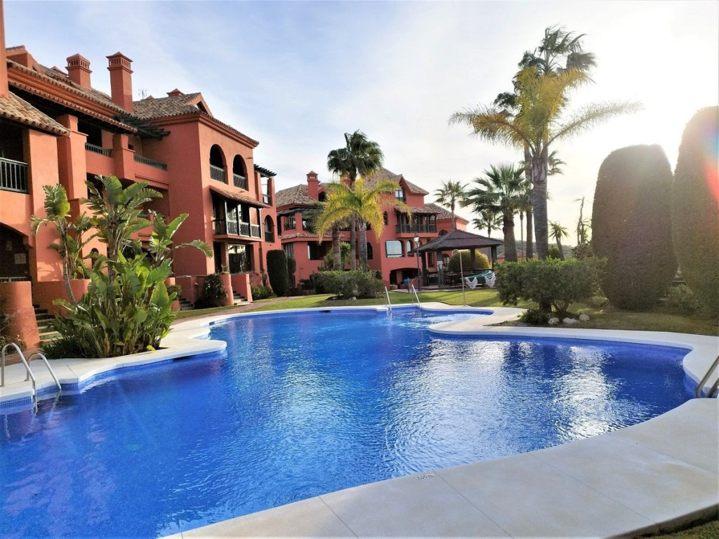 3 Bed, 3 Bath, ApartmentFor Sale, Calahonda, Malaga