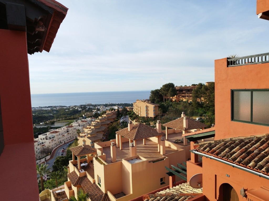 3 Bed, 3 Bath, ApartmentFor Sale, Calahonda, Malaga