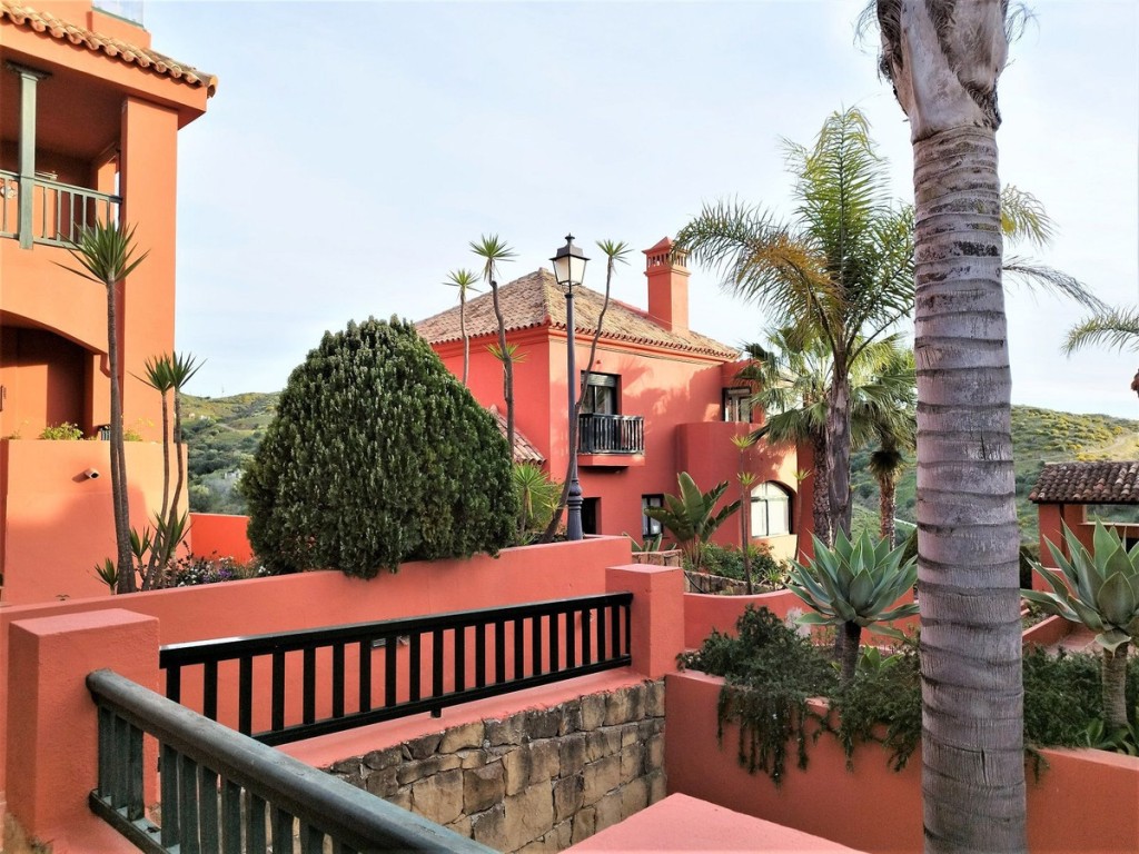 3 Bed, 3 Bath, ApartmentFor Sale, Calahonda, Malaga