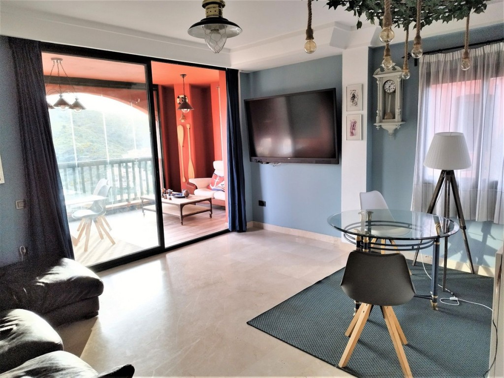 3 Bed, 3 Bath, ApartmentFor Sale, Calahonda, Malaga