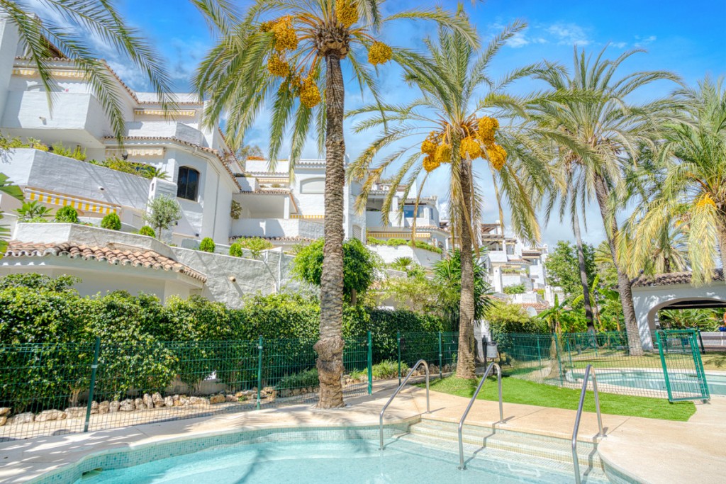 2 Bed, 2 Bath, ApartmentFor Sale, Marbella, Malaga