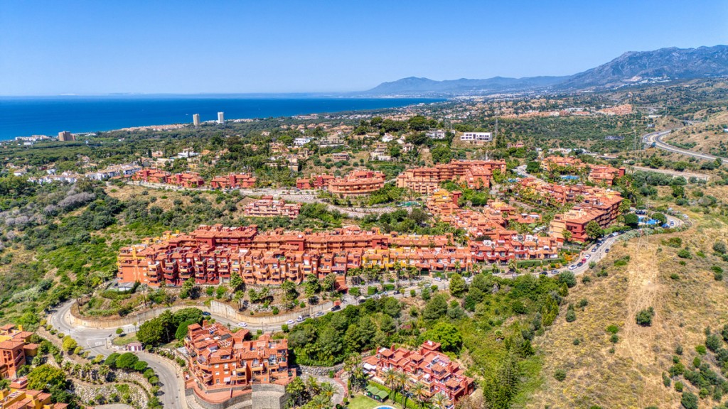 2 Bed, 2 Bath, ApartmentFor Sale, Marbella, Malaga