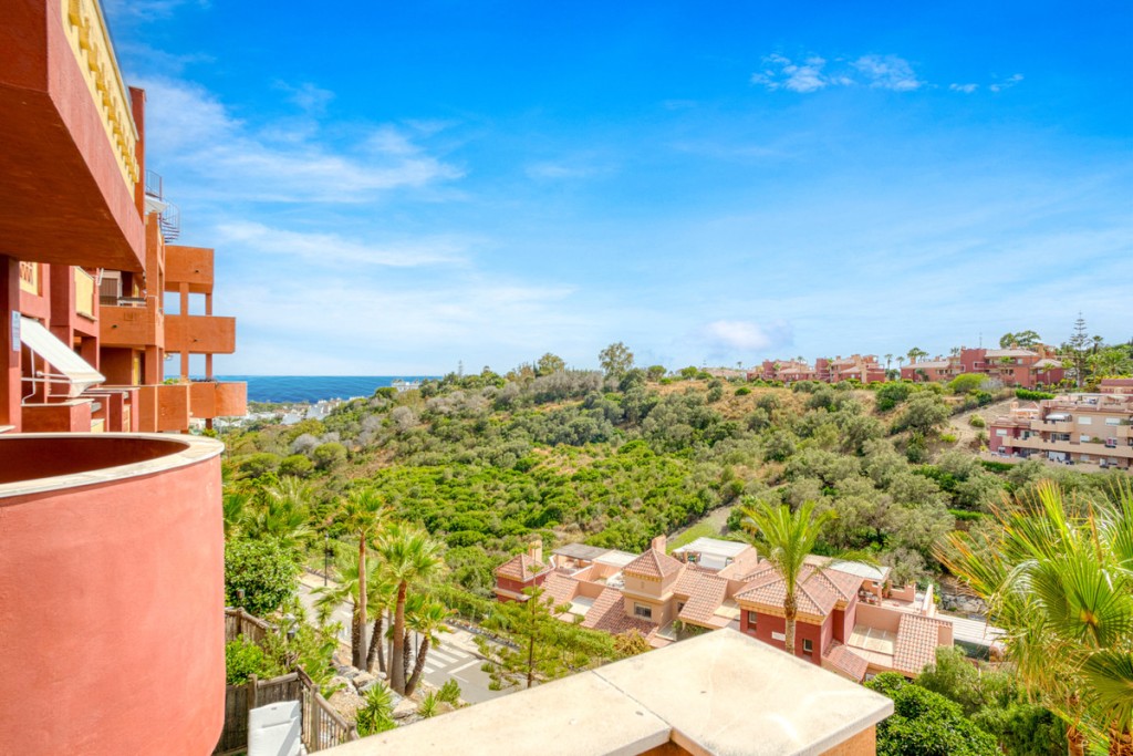 2 Bed, 2 Bath, ApartmentFor Sale, Marbella, Malaga