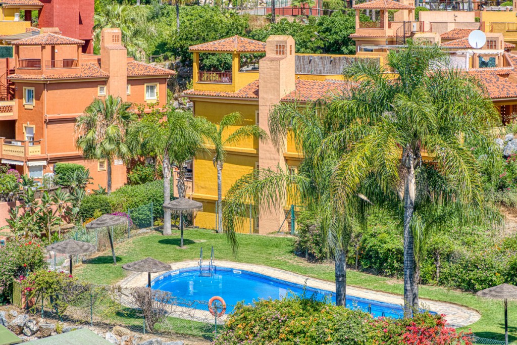 2 Bed, 2 Bath, ApartmentFor Sale, Marbella, Malaga