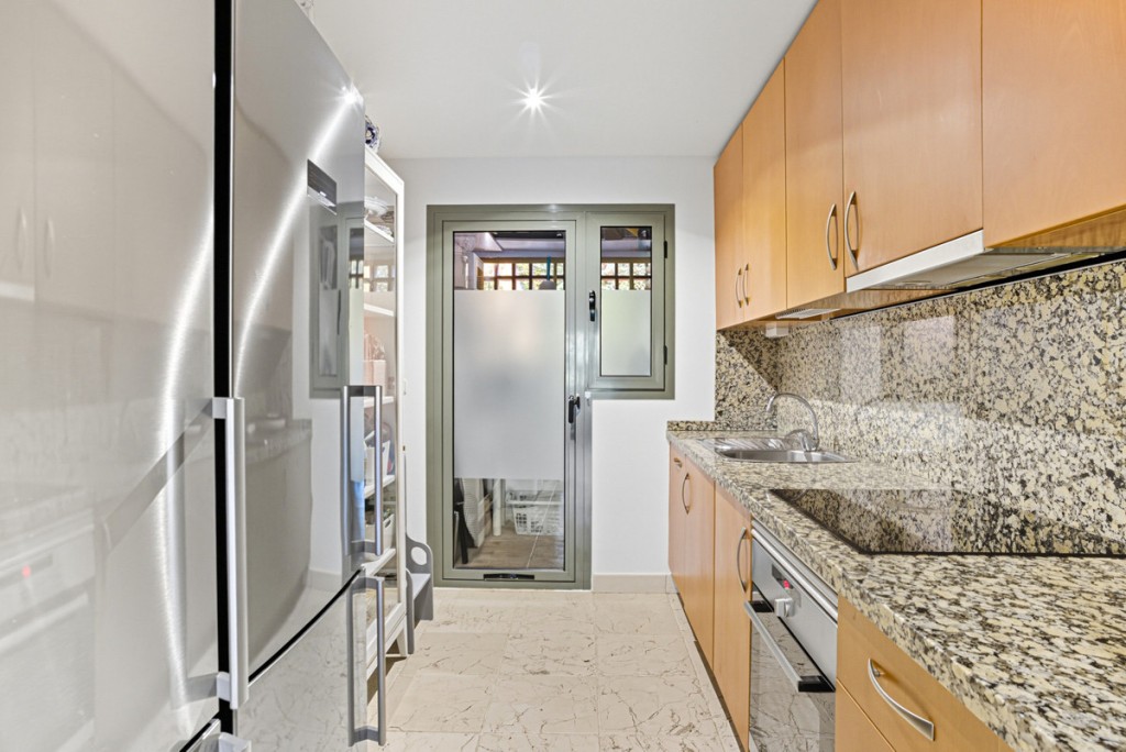 2 Bed, 2 Bath, ApartmentFor Sale, Estepona, Malaga