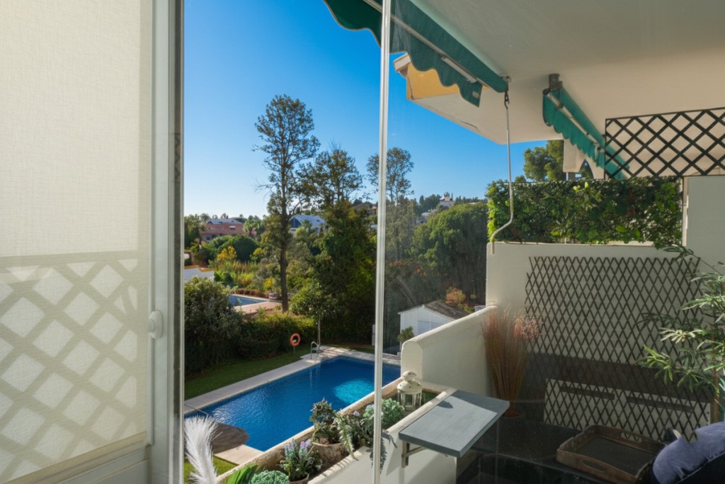 2 Bed, 1 Bath, ApartmentFor Sale, Marbella, Malaga