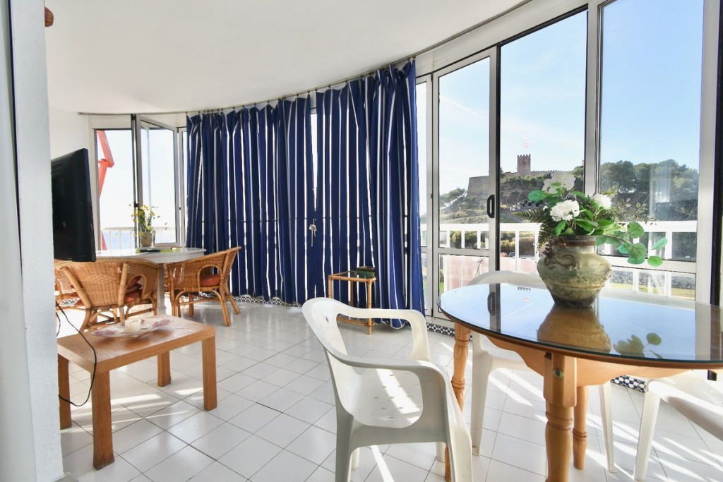 3 Bed, 2 Bath, ApartmentFor Sale, Fuengirola, Malaga