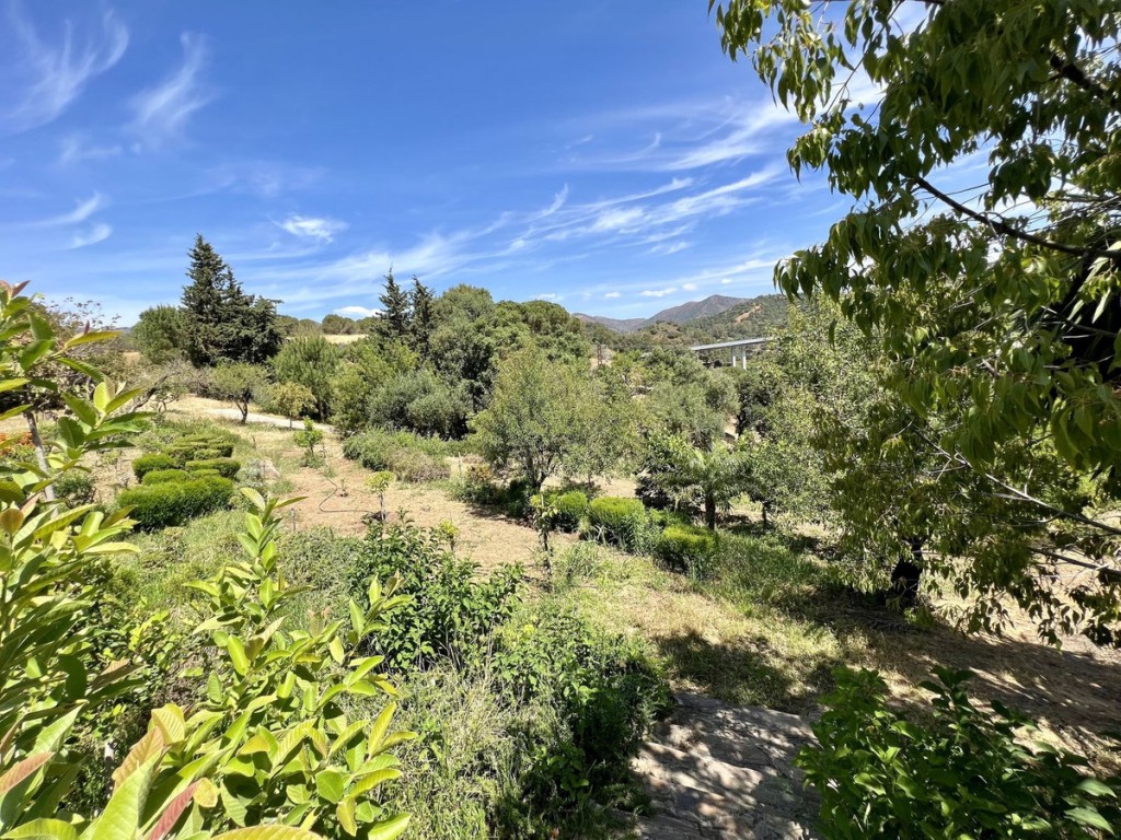 2 Bed, 1 Bath, HouseFor Sale, Estepona, Malaga