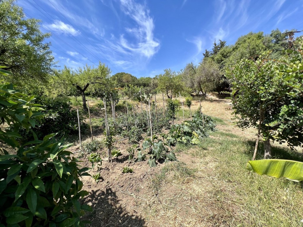 2 Bed, 1 Bath, HouseFor Sale, Estepona, Malaga