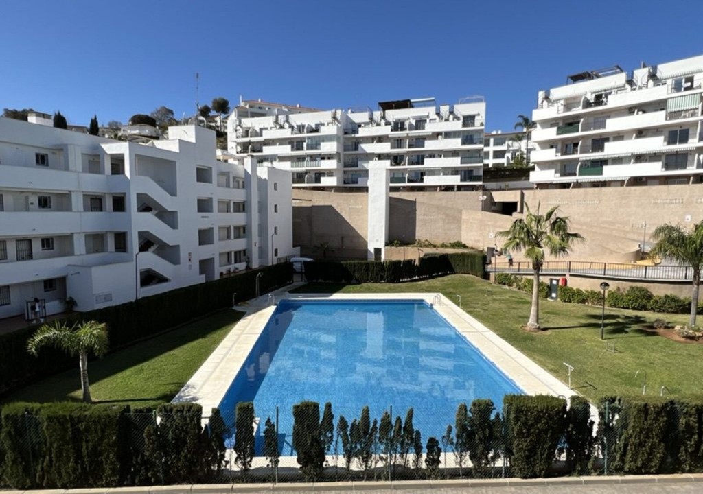 2 Bed, 1 Bath, ApartmentFor Sale, Mijas Costa, Malaga