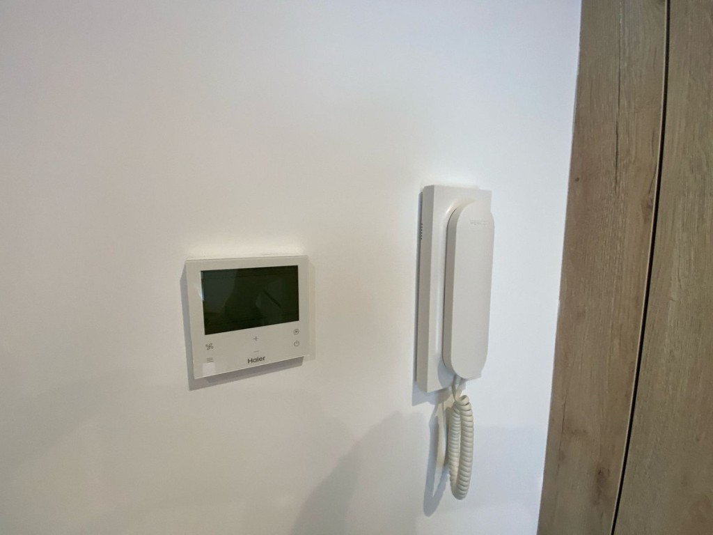 3 Bed, 1 Bath, ApartmentFor Sale, Estepona, Malaga