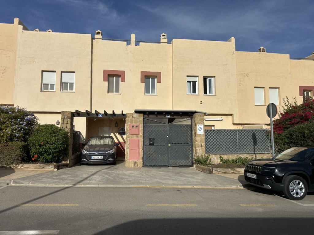 2 Bed, 2 Bath, HouseFor Sale, La Cala de Mijas, Malaga