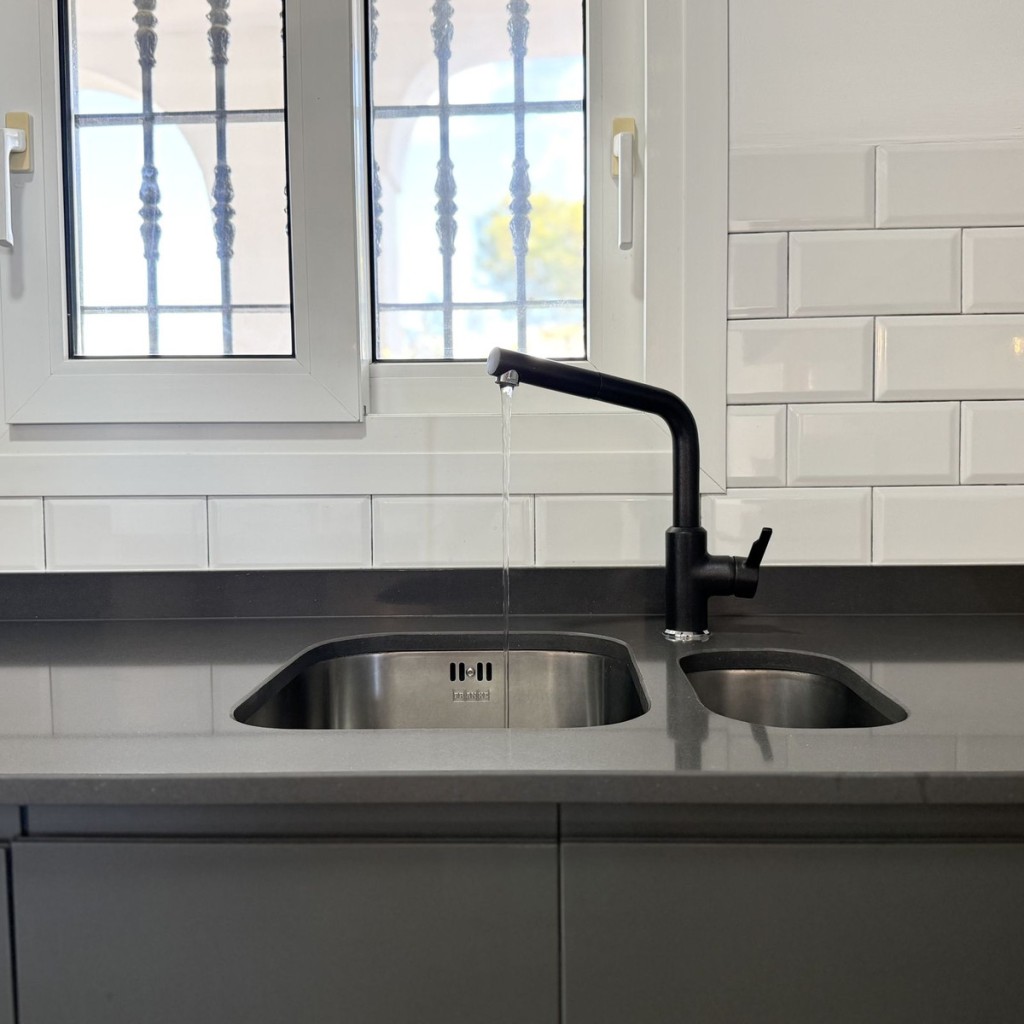 3 Bed, 2 Bath, ApartmentFor Sale, Riviera, Malaga