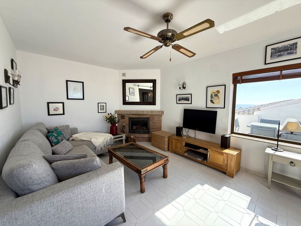 3 Bed, 2 Bath, ApartmentFor Sale, Riviera, Malaga