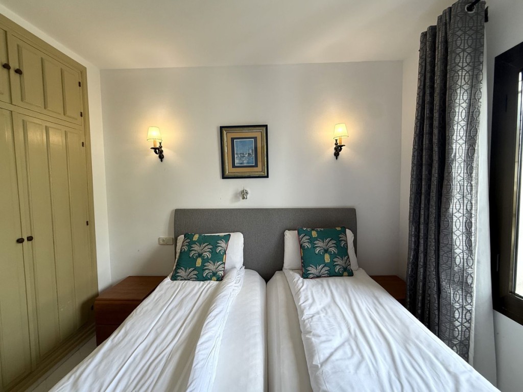 3 Bed, 2 Bath, ApartmentFor Sale, Riviera, Malaga