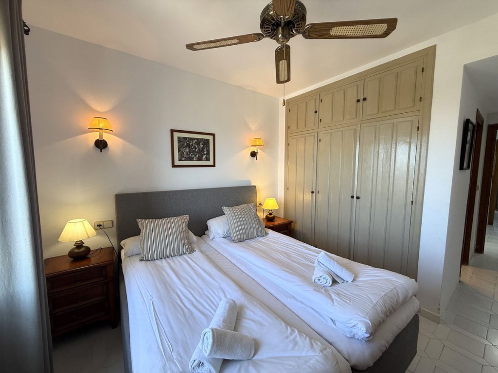 3 Bed, 2 Bath, ApartmentFor Sale, Riviera, Malaga