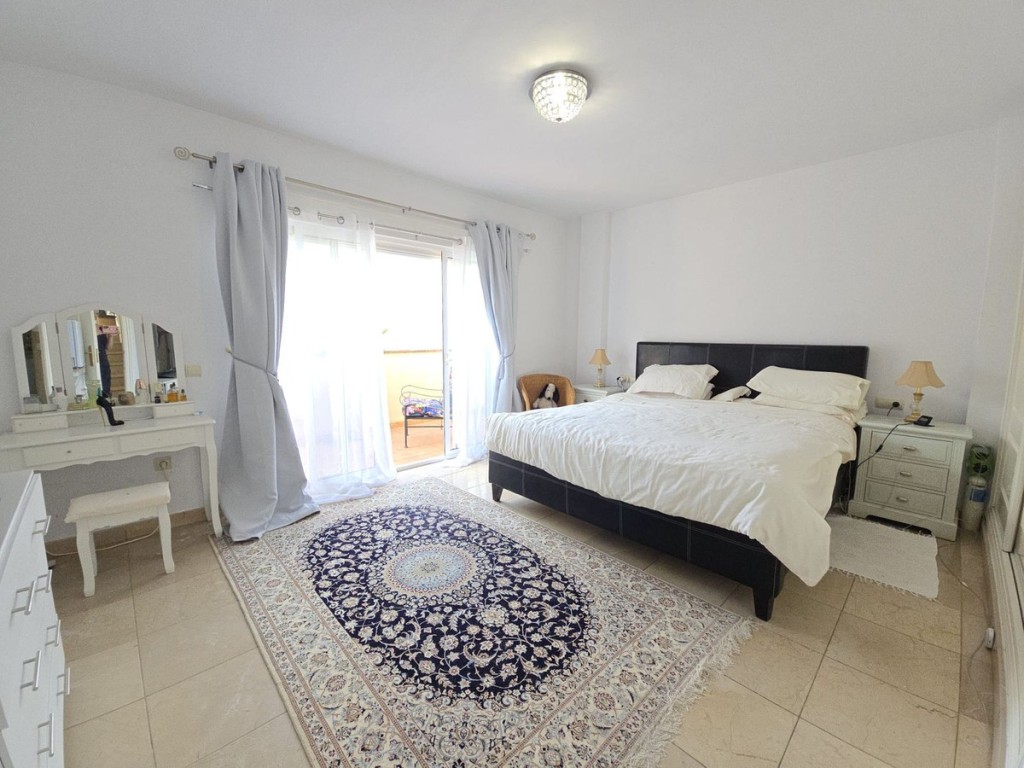 4 Bed, 3 Bath, HouseFor Sale, Riviera, Malaga