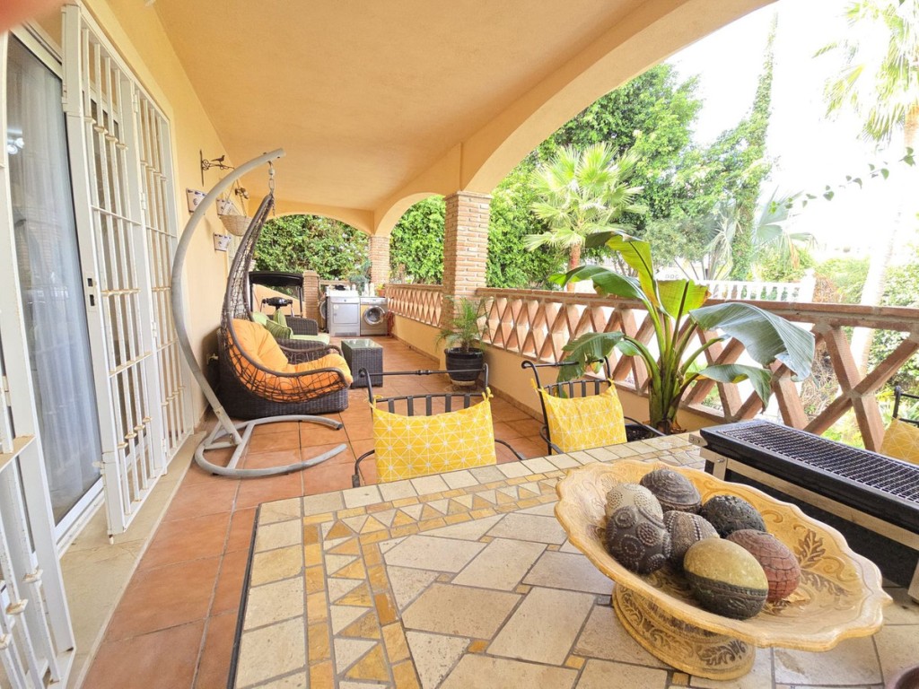 4 Bed, 3 Bath, HouseFor Sale, Riviera, Malaga