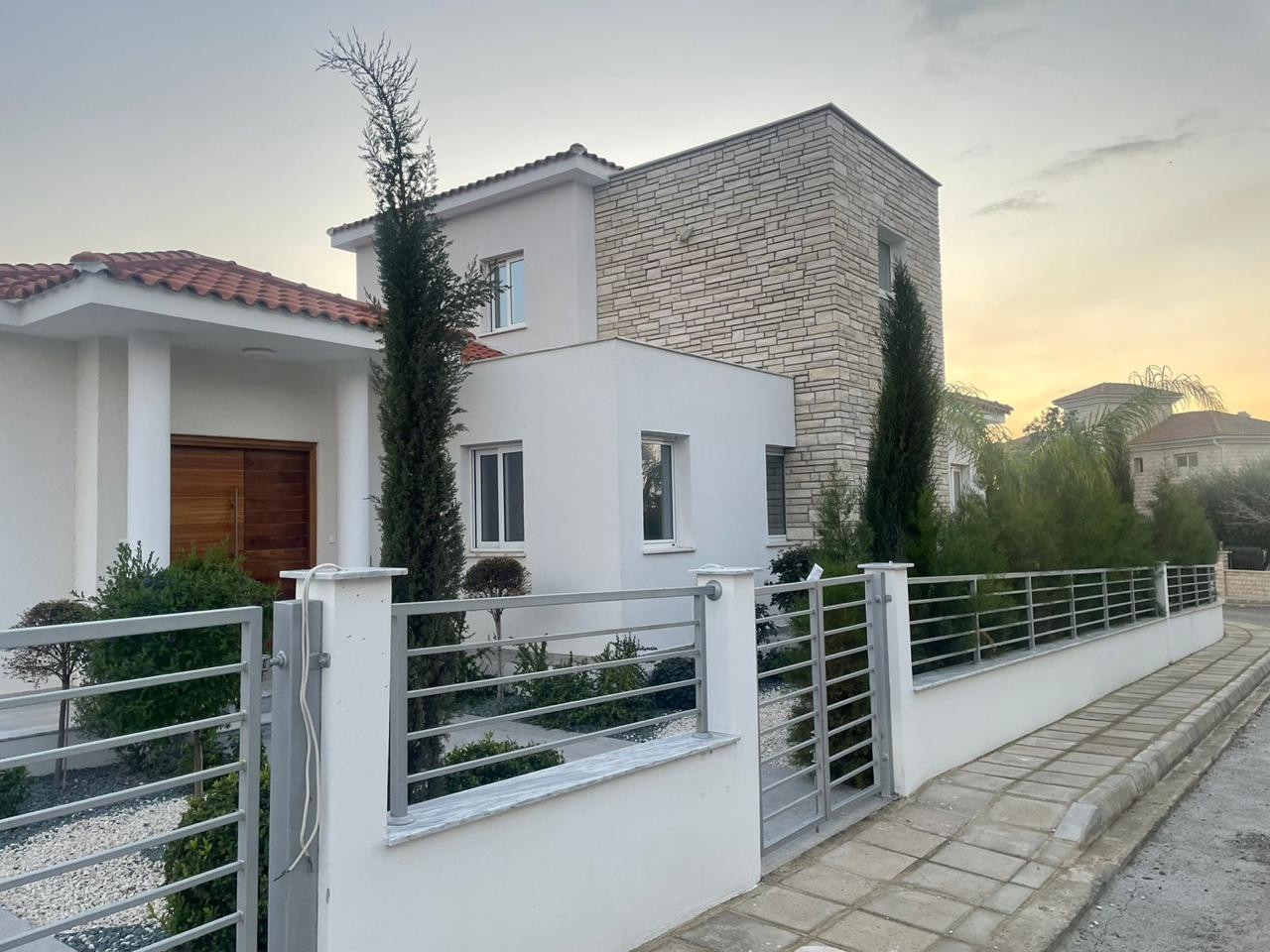 4 Bed, 2 Bath, HouseFor Sale, Pegeia, Paphos
