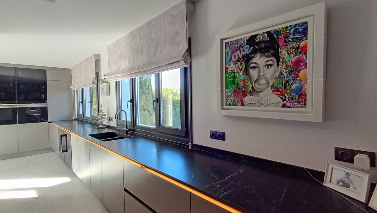 5 Bed, 6 Bath, HouseFor Sale, Manilva, Malaga