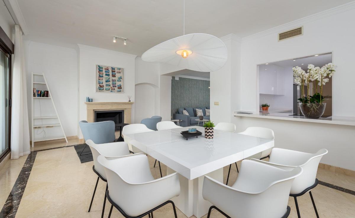 3 Bed, 3 Bath, HouseFor Sale, Estepona, Costa del Sol