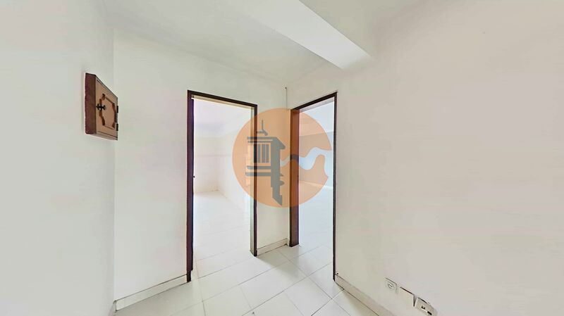 3 Bed, 2 Bath, ApartmentFor Sale, Olhão, Faro