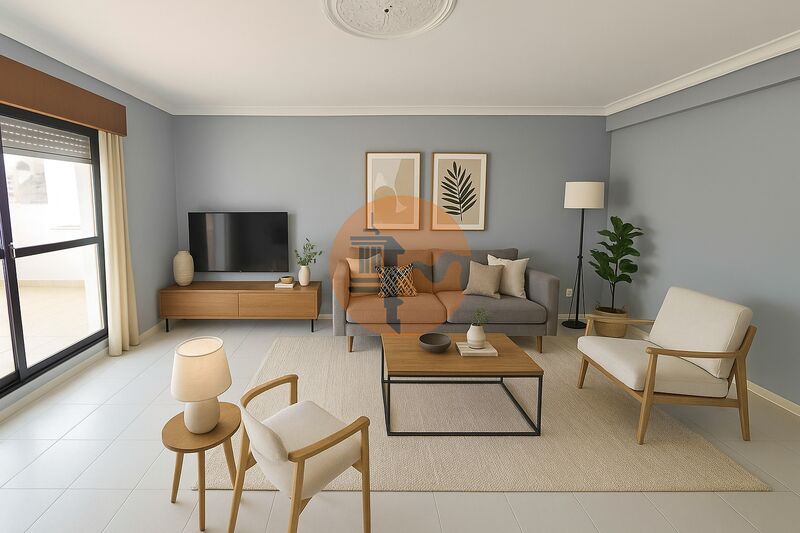 3 Bed, 2 Bath, ApartmentFor Sale, Olhão, Faro