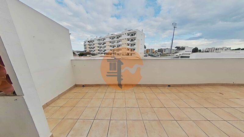 3 Bed, 2 Bath, ApartmentFor Sale, Olhão, Faro